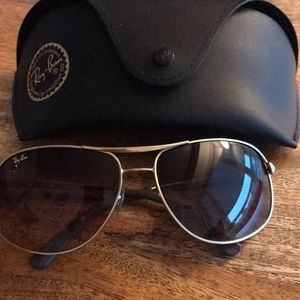 Unisex Ray Ban gold framed Aviators